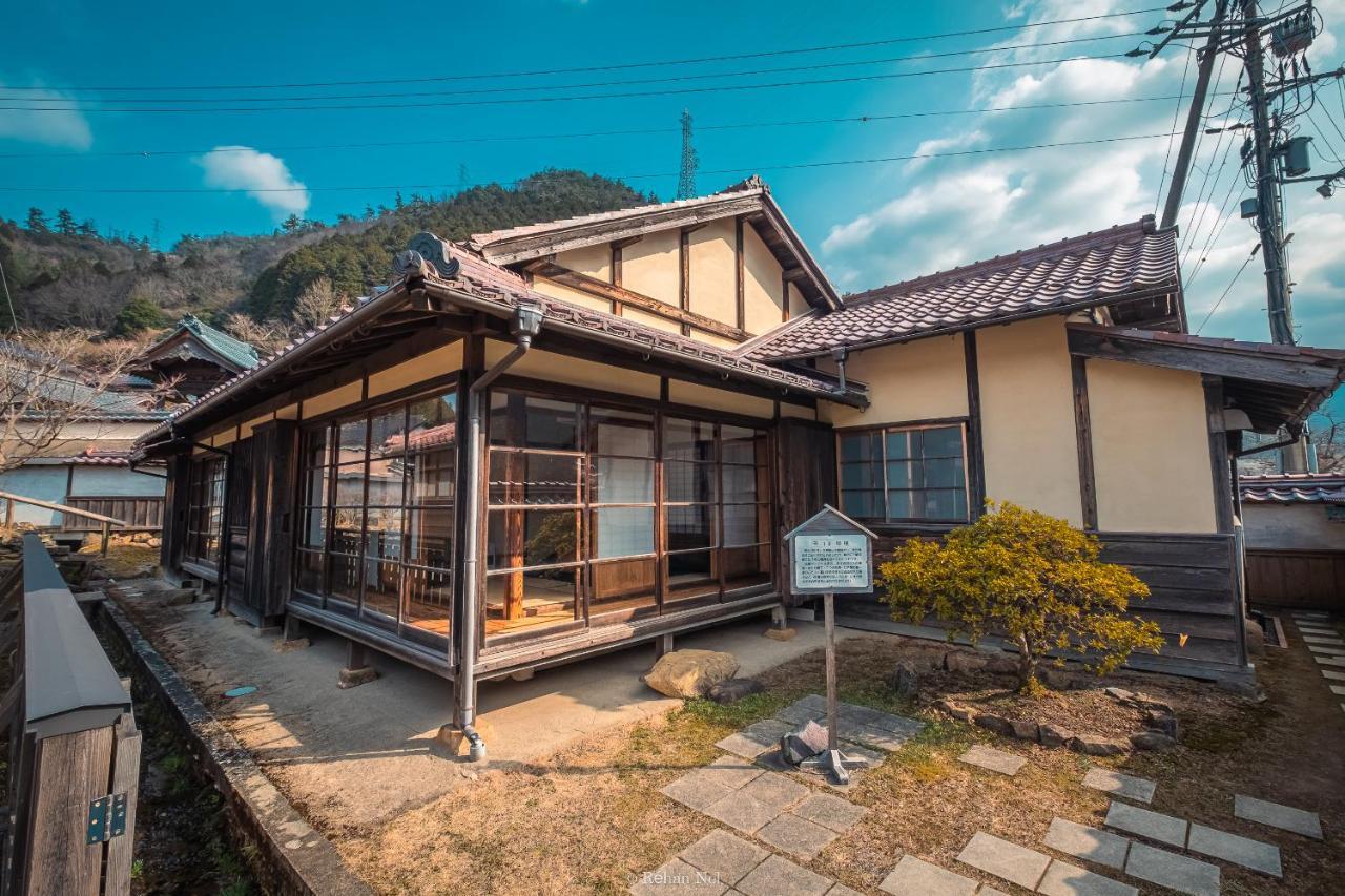 Вілла Japan'S Oldest Remaining Company Housing Асаґо Екстер'єр фото